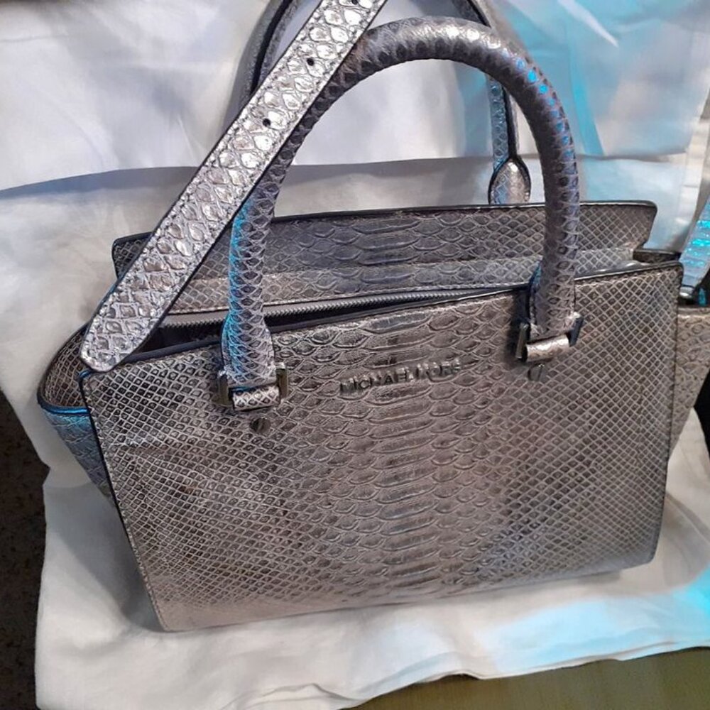 Michael Kors handbag